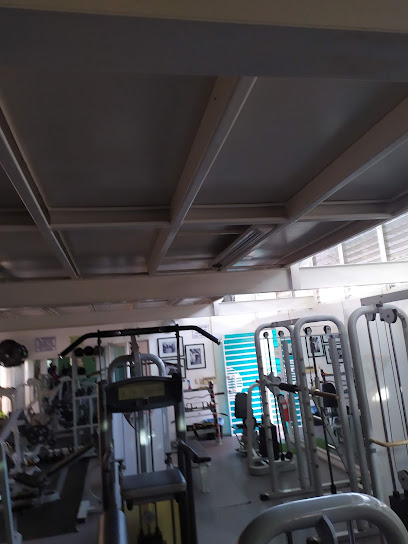 Yogananda yoga y gimnasio