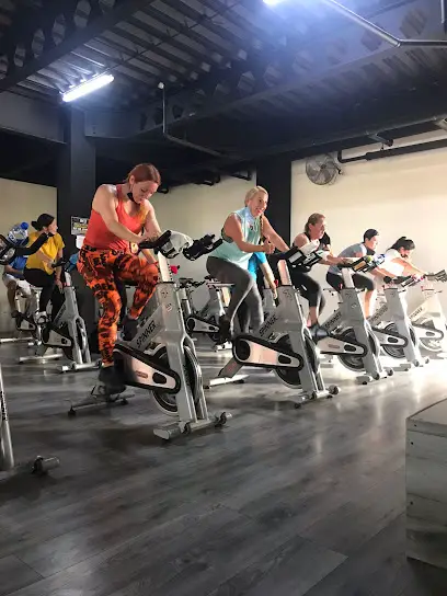 24/7 GYM