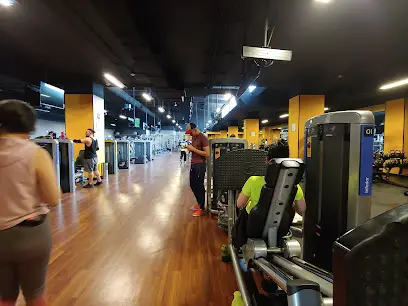 Gimnasio Smart Fit - Pericentro