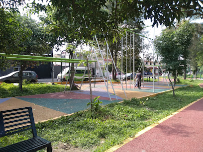 Gimnasios Urbanos 56
