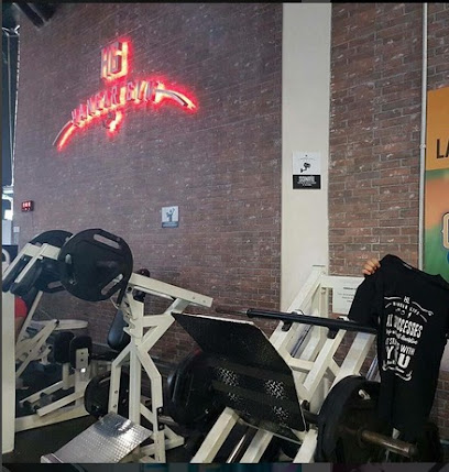 HANGAR GYM (Petrolera)