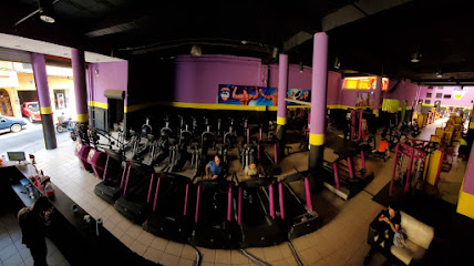 JUNIOR'S GYM MOROLEON