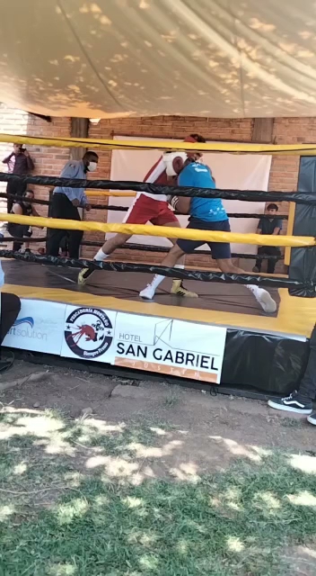 Gimnasio de boxeo torres