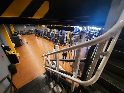 Gimnasio Smart Fit - León Poliforum