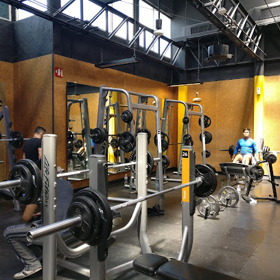 Gimnasio Smart Fit - Bugambilias